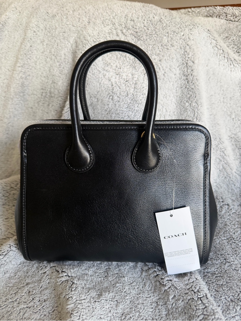 Coach Turnlock Tote Bag 22 in Black - Picture 3 of 6